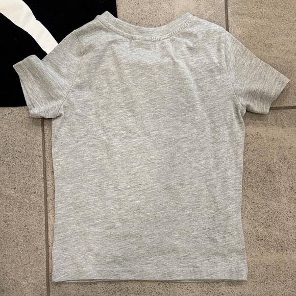 Jordan & Puma Boys Black and Gray T-Shirts, Size 4T - Picture 4 of 7